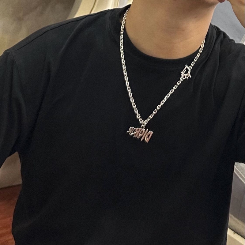 chr1st1an D10r necklaces